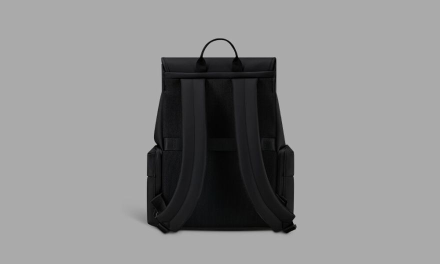 Задня частина