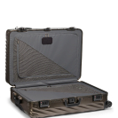 Валіза 77,5 см 19 degree aluminum TEXTURE GUNMETAL, Фото №2(Мініатюра) - samsonite.ua