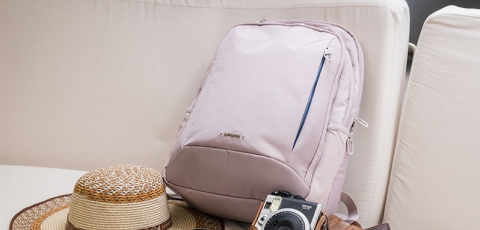 Як вибрати сумку для документів у подорож?